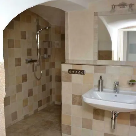 Appartement Kunsthof Borsberg - Nicht Fuer Monteure Und Handwerker Geeignet *
